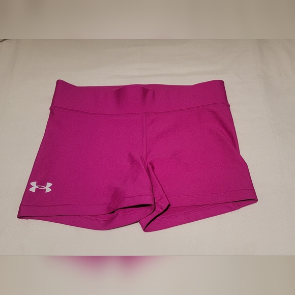 Under Armour, hot pink gym shorts size small - Picture 1 of 4